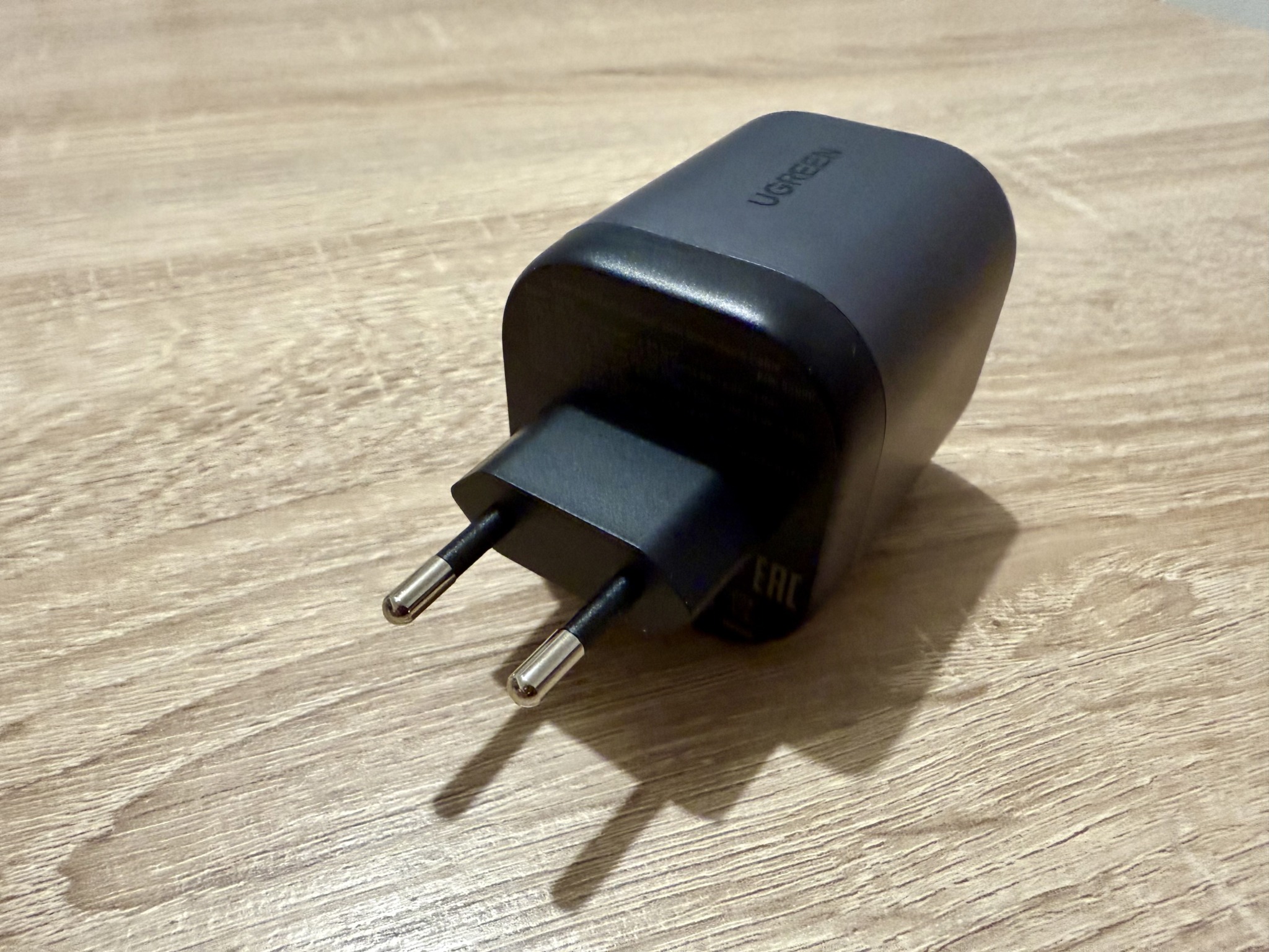 Chargeur UGREEN 65W rétractable - Prise